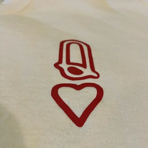 Queen Of Hearts Women’s Graphic Crewneck Sweatshirt - Picture 4 of 6